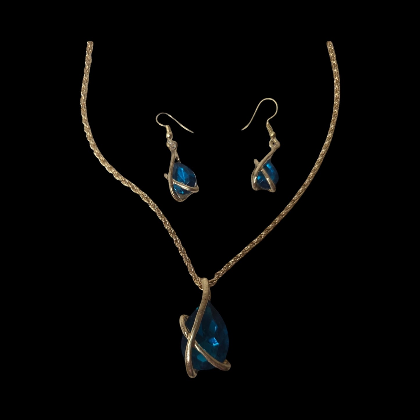 Peacock Water Droplet Necklace with Matching Earrings