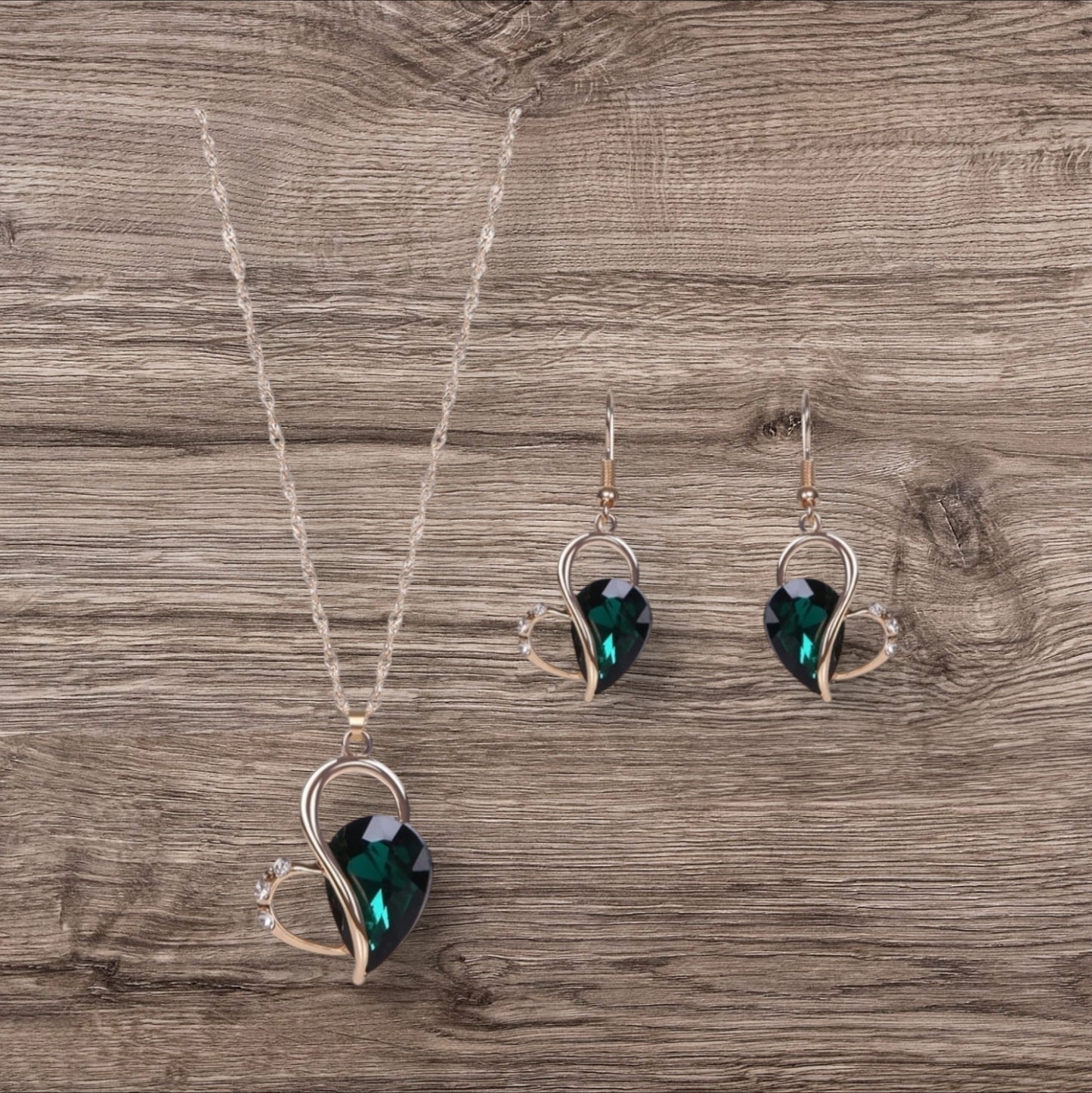 Emerald Heart Necklace and Earring Set