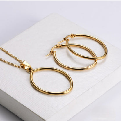 Oval Dainty Gold Necklace and Earring Set